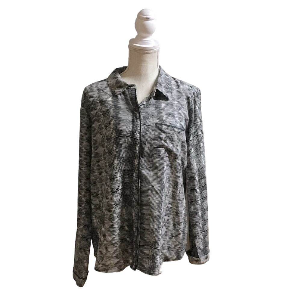Olive & Oak Button Down Shirt